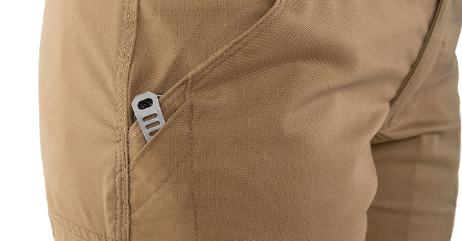 The clip garage acts as a secure holster for your knife, pen, or flashlight clip, effectively preventing any possible catches or snags during everyday carry.