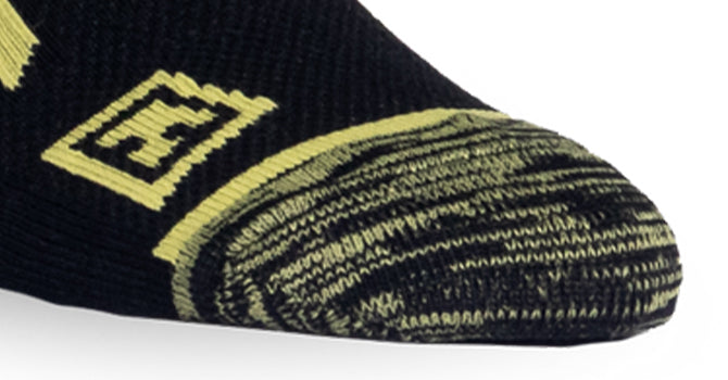 Ring toe design provides maximum comfort with seamless construction to prevent slipping and rubbing that can lead to hotspots and blisters.