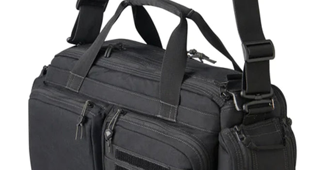Double zippers mean a larger opening to see all your kit.