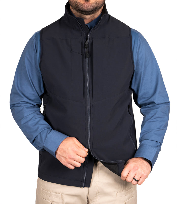 Front Zipper of Men's Tactix Softshell Vest in Midnight Navy