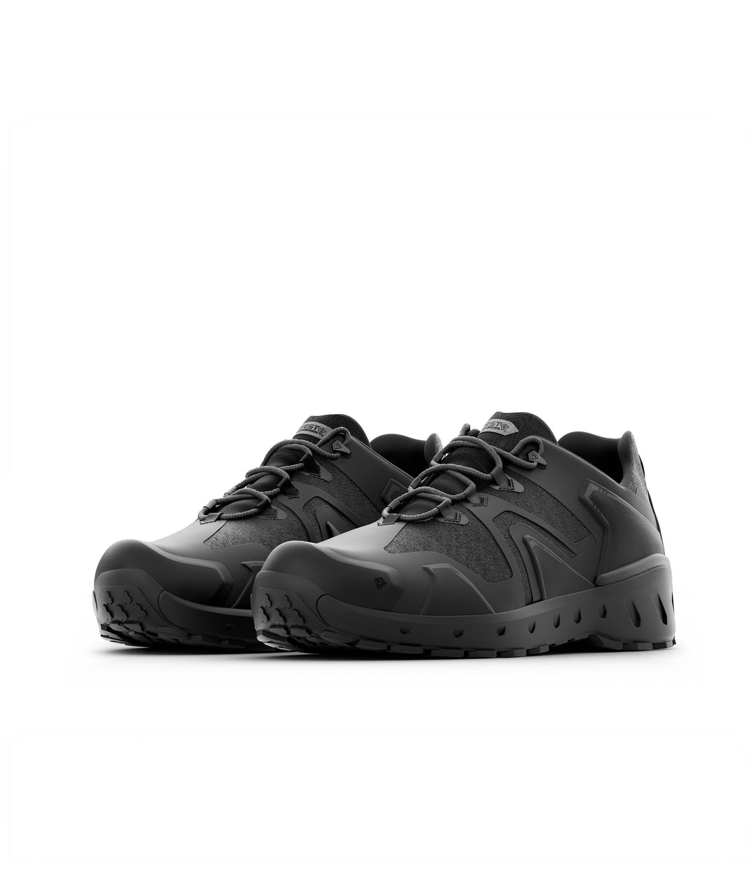 Side-by-side photo of Men's 3" AERO-TAC™ Low Shoe in color black