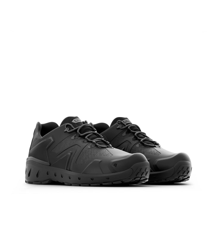 Side-by-side photo of Men's 3" AERO-TAC™ Low Shoe in black color