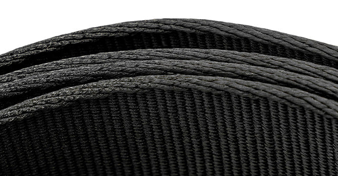 2 layers of smooth, high-density webbing bonded with five rows of stitching for ease in carrying, and featuring a straight profile for strength and sophistication.