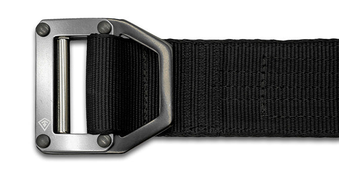 The belt's internal sidebar is under cut with "teeth" allowing it to bite down when strapped for extra support and strength while providing last chance capabilities.